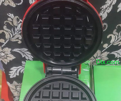 Mini Waffle Maker Breakfast Machine Non Stick Easy Clean (random Color - 2